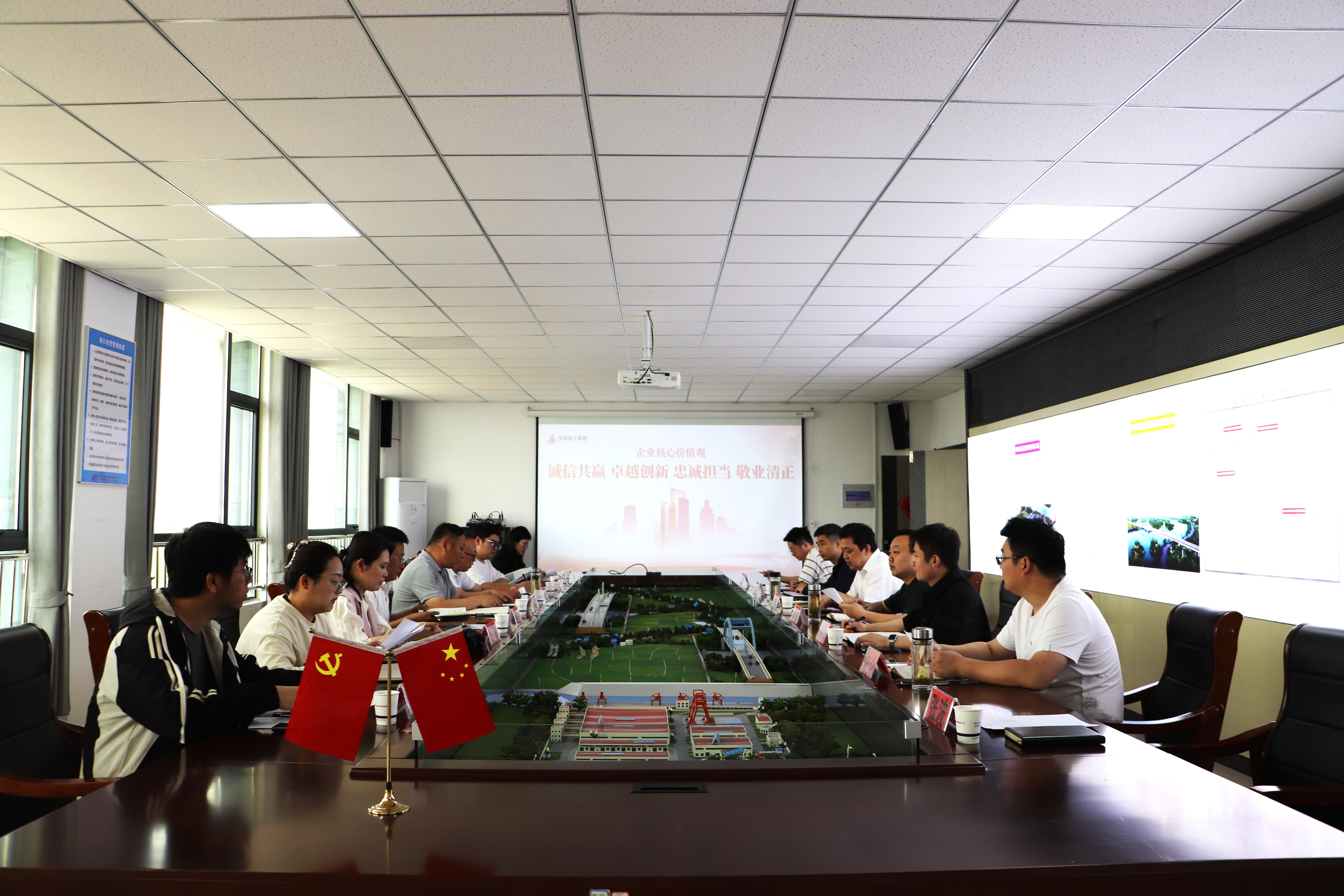 安徽淮河阜阳港有限公司来访临泉综合码头观摩交流